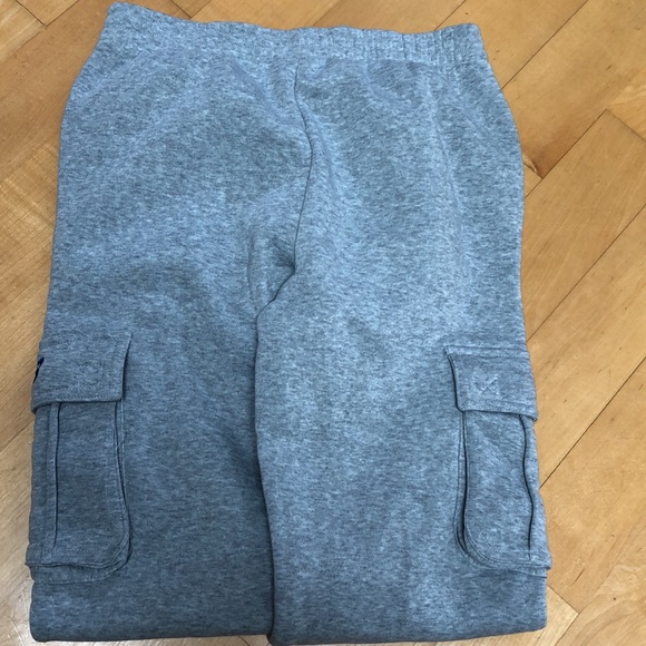 New balance sweatpants grey kids - Picture 3 of 3